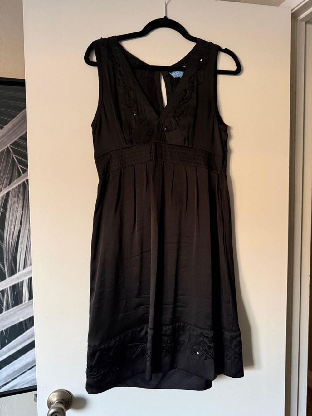Sleeveless Black Embroidered V-Neck Midi Dress